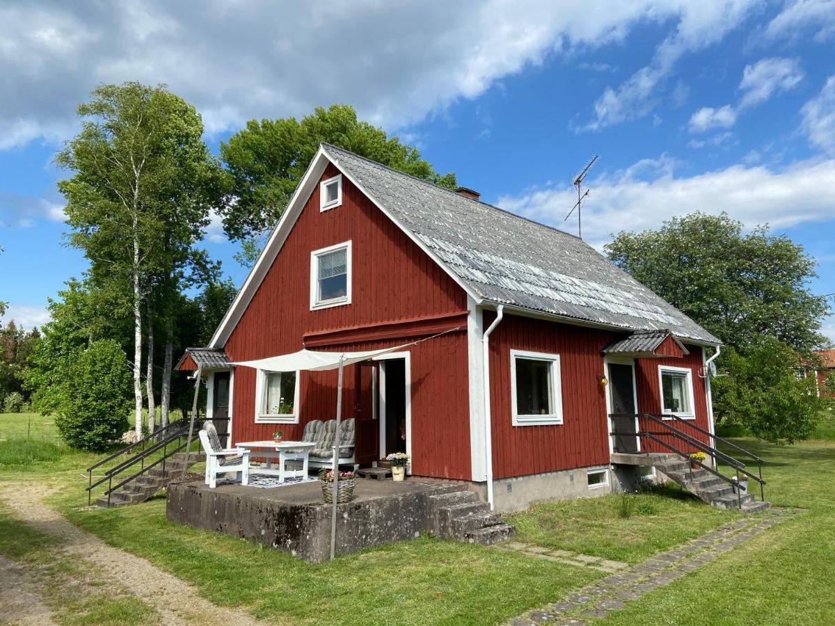 Hus Pa Landet I Soedra Kronoberg Älmeboda Exterior photo