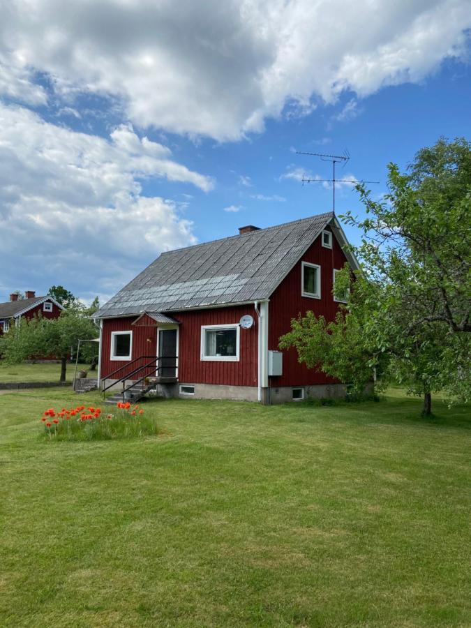 Hus Pa Landet I Soedra Kronoberg Älmeboda Exterior photo